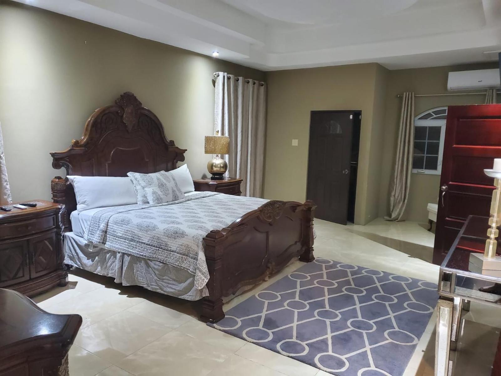 The Palms- Caribbean Estates -10 Minutes From The Beach- Gated Community ポートモア エクステリア 写真